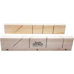 Boîte à onglets pour plinthes 350mm