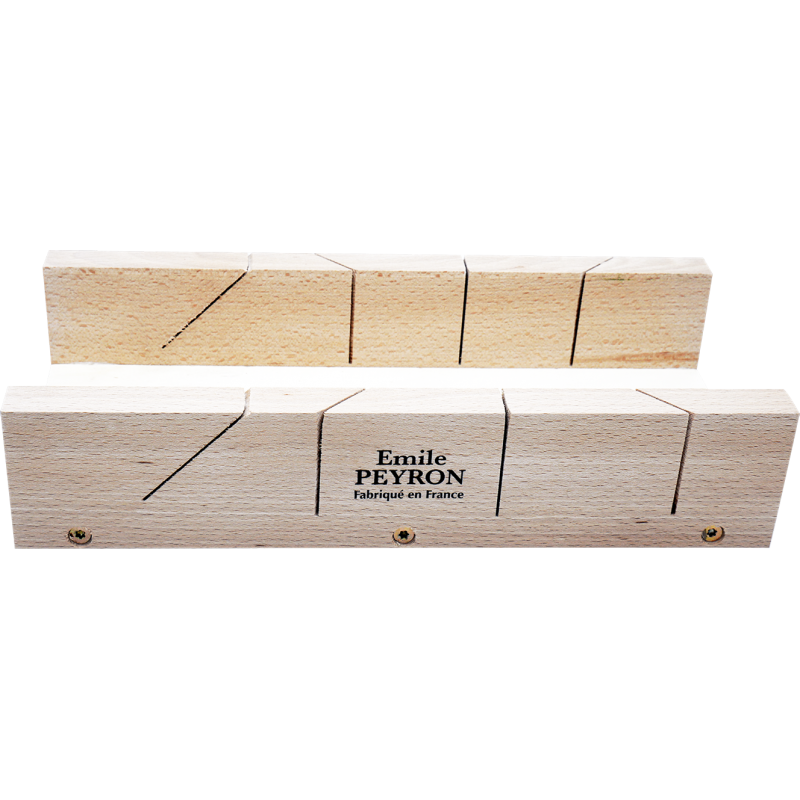 Boîte à onglets pour plinthes 350mm